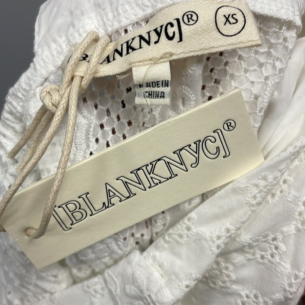 ”BlankNYC” Size XS White Romper - Picture 4 of 4